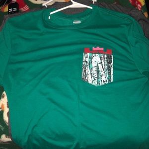 Short sleeve. Front pocket lebron shirt